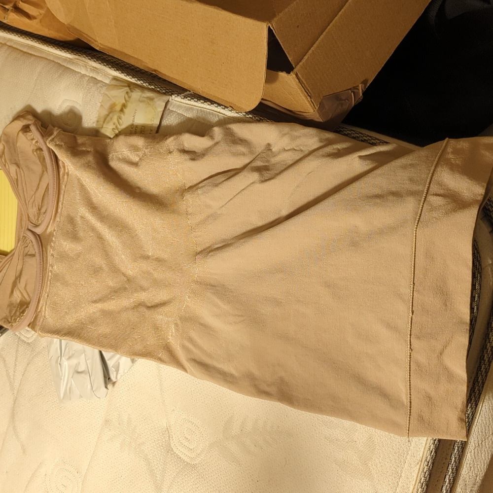Spanx full slip small nude